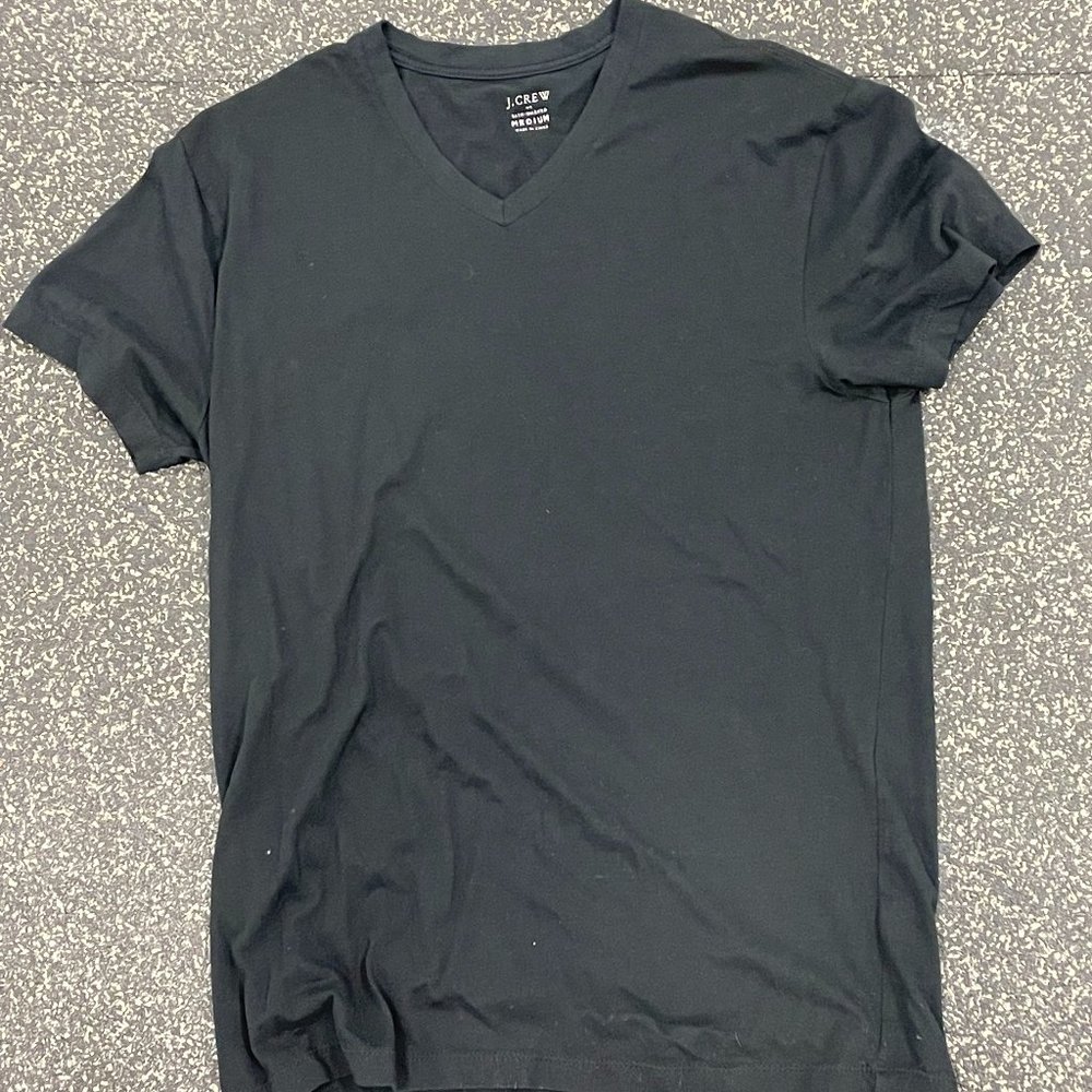 Broken-in short-sleeve V-neck T-shirt